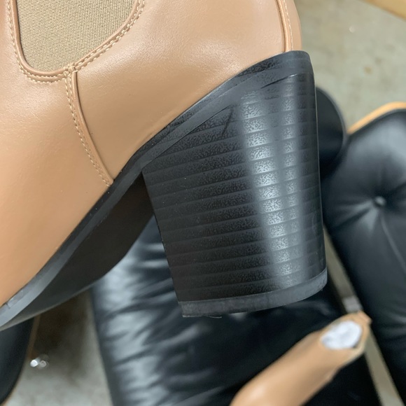 Women’s Pointed Toe Chelsea Ankle High Heel Block Boot in Beige Faux Leather - Picture 8 of 11